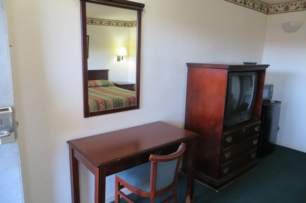 Capri Motel Redwood City Ngoại thất bức ảnh